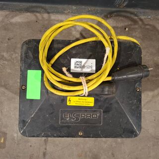 Scheidingstransformator 230V 2500VA, Elspro, Aachen 3980002, 2012