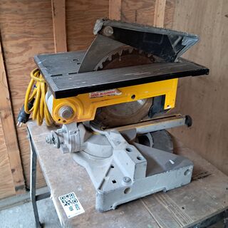 Combinatiezaag met onderstel DeWalt, DW711, bouwjaar 2002