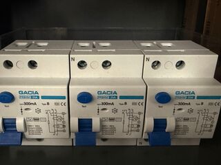 3x Aardlekschakelaar 1p+N, 25A, 300mA, Type B, 10KA GACIA, PR8M-B2523