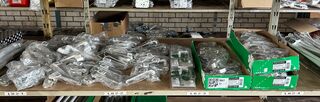 Ca. 58x Raamsluiting (met sleutel) AXA
