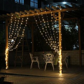 2x LED Lichtgordijn 3×3 Meter – Zonne-energie – 304 Lampen, Specilight