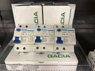 8x Aardlekschakelaar 1p+N, 40A, 300mA, Type B, 10kA GACIA, PR8M-B4025