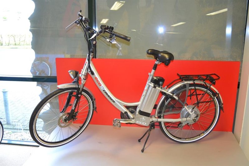 credit warmte Lodge Elektrische fiets Eco, type Cruiser, fietsmaat D50, damesmodel, bandenmaat  26 inch » Onlineauctionmaster.com
