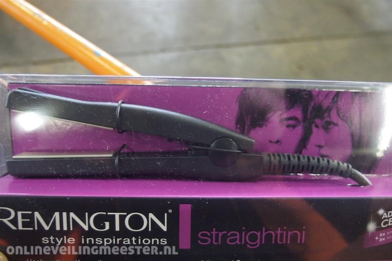 2x Hair Straighteners Remington Onlineauctionmaster Com