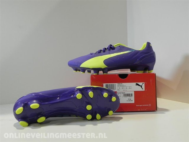 voetbalschoenen maat 43