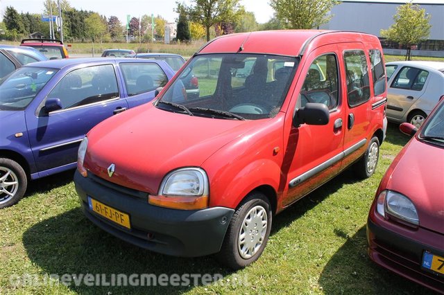 Passenger Car Renault Kangoo Red Year 00 With License Plate 61 Fj Pf Onlineauctionmaster Com