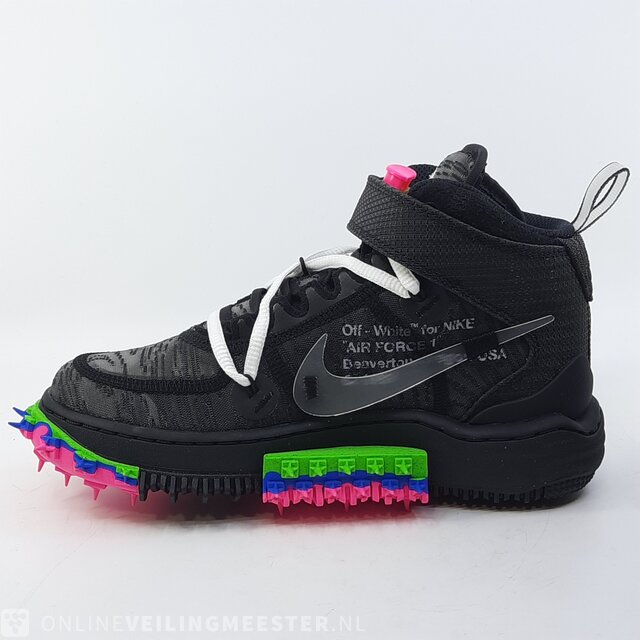Paar sneakers maat 36 Nike Air Force 1 MID SP Onlineveilingmeester