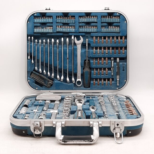 Makita shop tool set