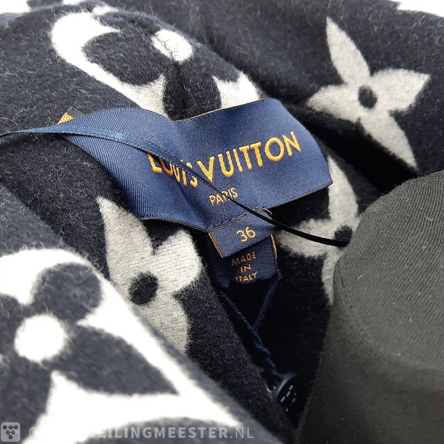 【クロップド丈でお洒落♪】Louis Vuitton ジャケット クロップド Louis Vuitton(ルイヴィトン) アウター・ジャケット