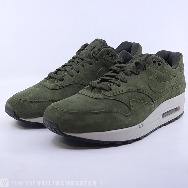 Paar sneakers maat 46 Nike Air Max 875844 301 Onlineveilingmeester