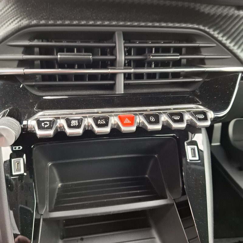 Personenauto, Peugeot, 208, 2020 – foto 8 – kavel bij Domeinen Roerende Zaken, Soesterberg