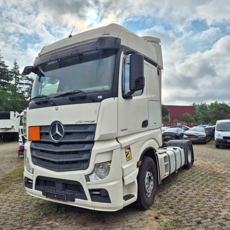 Vrachtwagen, Mercedes-Benz, Actros, 2015 – kavel bij Domeinen Roerende Zaken, Soesterberg