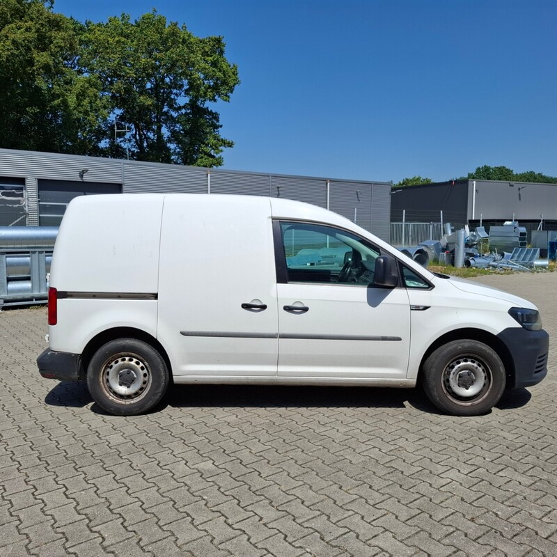 Bedrijfsauto, Volkswagen, Caddy 2.0 TDI BMT Trendline, 2.0 TDI L1H1 BMT Trendline, 2017 – foto 5 – kavel bij Onlineveilingmeester, Heerenveen