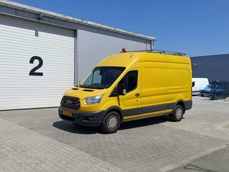 Ford, Transit 2.2 TDCI L3H3 Ambiente, 2014