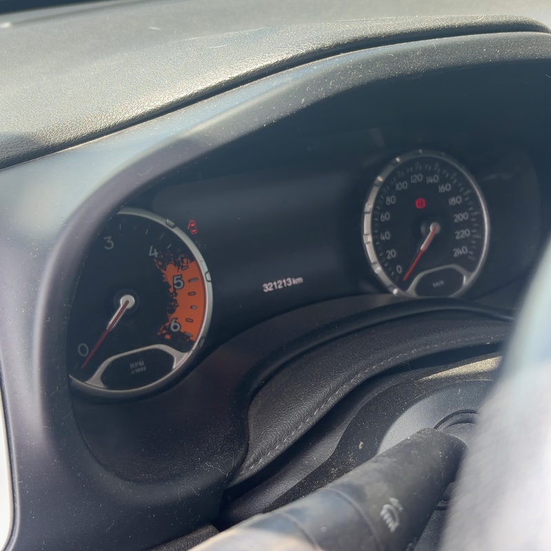 Personenauto, Jeep, Renegade, 1.6 MultiJet Limited, 2015 – foto 7 – kavel bij Domeinen Roerende Zaken, Soesterberg
