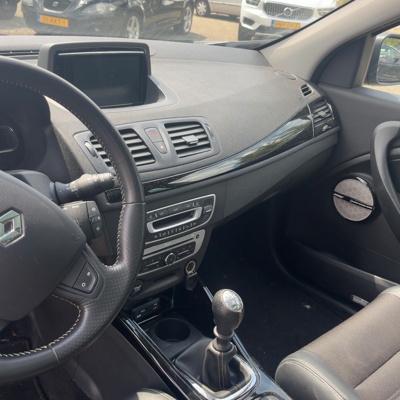 Personenauto, Renault, Mégane, 1.2 TCe Bose, 2015 – foto 9 – kavel bij Domeinen Roerende Zaken, Soesterberg