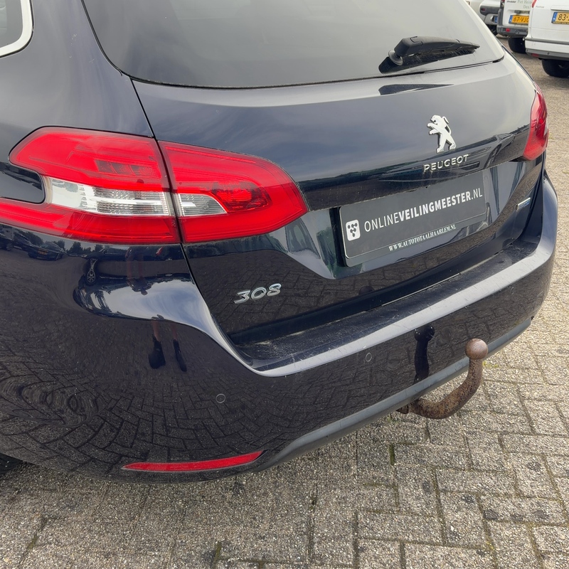 Personenauto, Peugeot, 308 SW, 1.6 BlueHDI Blue Lease Executive, 2014 – foto 7 – kavel bij Domeinen Roerende Zaken, Soesterberg