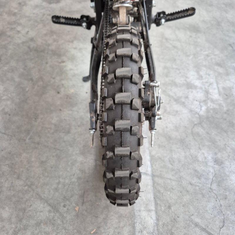 Minibike, Ultra dirtbike – foto 10 – kavel bij Domeinen Roerende Zaken, Soesterberg