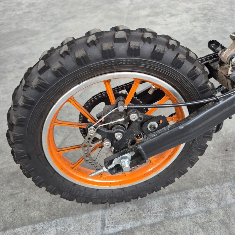 Minibike, Ultra dirtbike – foto 9 – kavel bij Domeinen Roerende Zaken, Soesterberg
