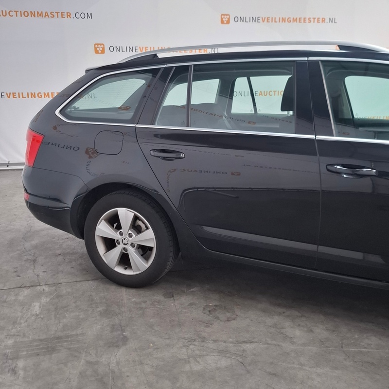 Personenauto, Skoda, Octavia Combi 2.0 TDI Greentec, 2015 – foto 5 – kavel bij Domeinen Roerende Zaken, Soesterberg