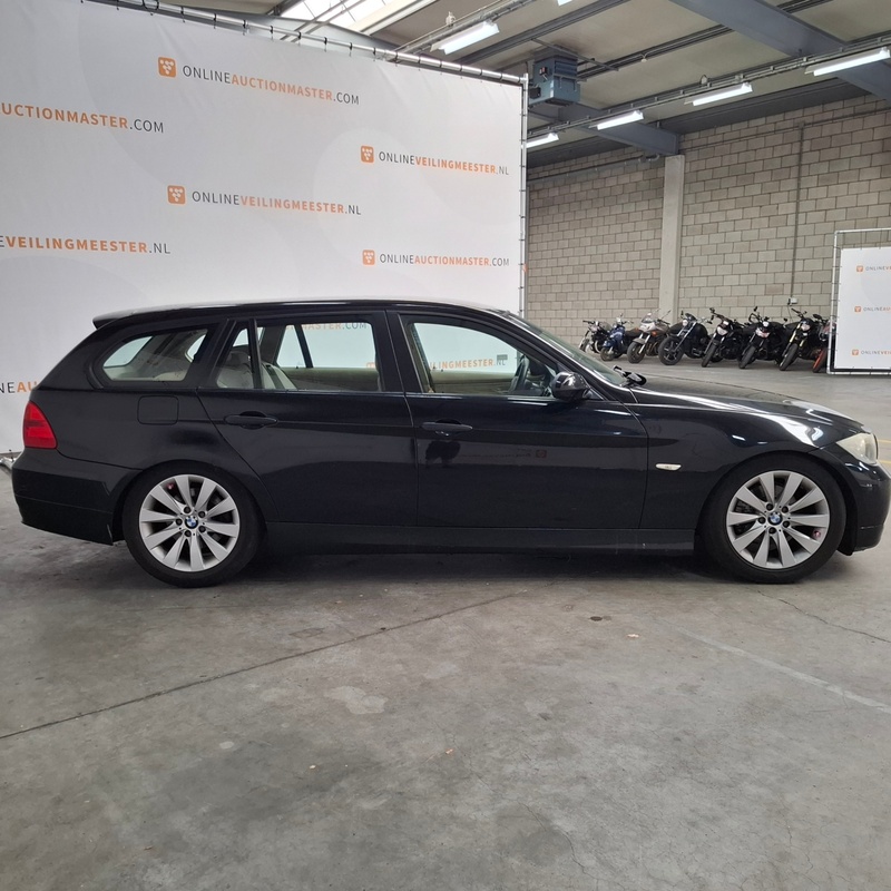 Personenauto, BMW, 3-serie Touring, 318i, 2006 – foto 4 – kavel bij Domeinen Roerende Zaken, Soesterberg