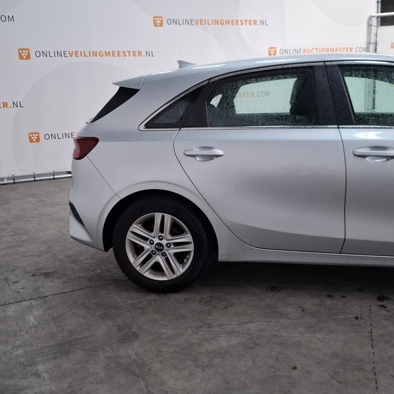 Personenauto, Kia, Ceed, 2019 – foto 5 – kavel bij Domeinen Roerende Zaken, Soesterberg
