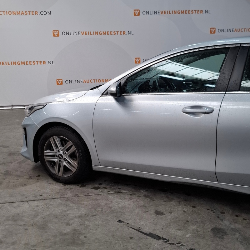 Personenauto, Kia, Ceed, 2019 – foto 9 – kavel bij Domeinen Roerende Zaken, Soesterberg