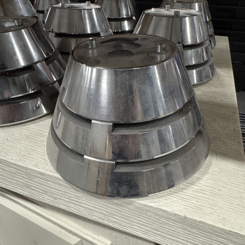 Design plafondlamp systeem, gedeomonteerd – foto 3 – kavel bij Onlineveilingmeester, Groningen