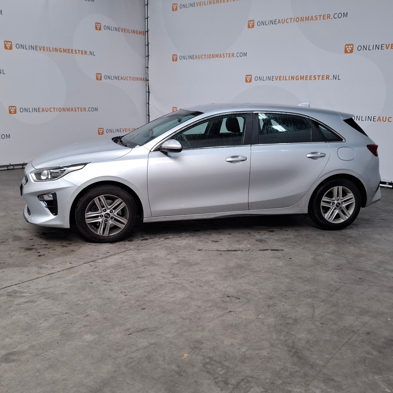 Personenauto, Kia, Ceed, 2019 – foto 7 – kavel bij Domeinen Roerende Zaken, Soesterberg