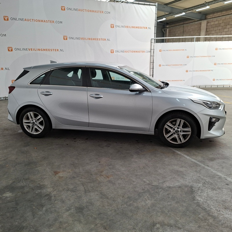 Personenauto, Kia, Ceed, 2019 – foto 5 – kavel bij Domeinen Roerende Zaken, Soesterberg