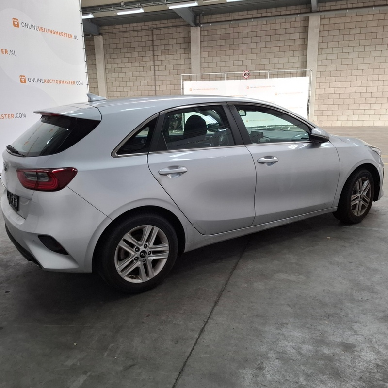 Personenauto, Kia, Ceed, 2019 – foto 8 – kavel bij Domeinen Roerende Zaken, Soesterberg