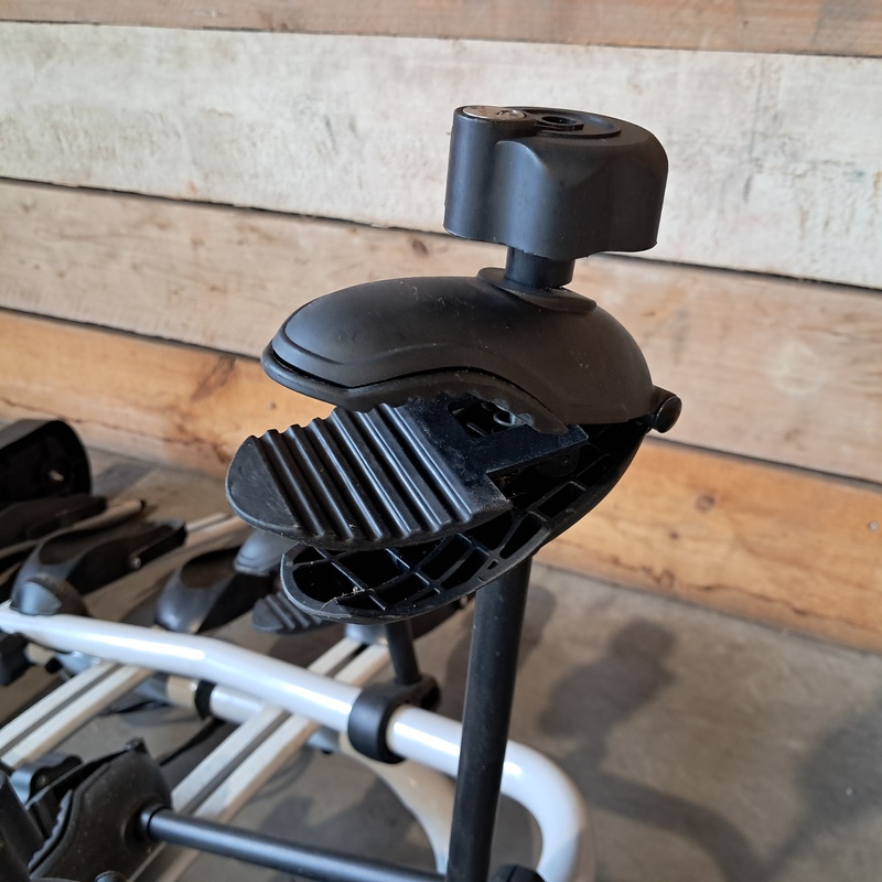Fietsendrager – foto 6 – kavel bij Onlineveilingmeester, Heerenveen