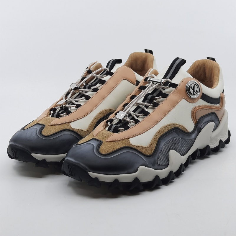 Paar sneakers, maat 37, Louis Vuitton, FD 0294