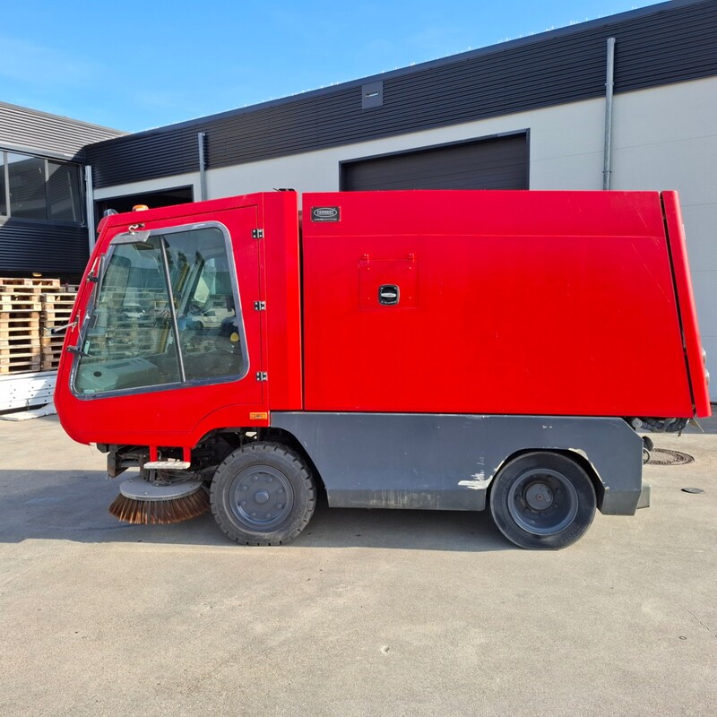 Veegmachine, Tennant, A85, 2011 – foto 10 – kavel bij Onlineveilingmeester, Heerenveen