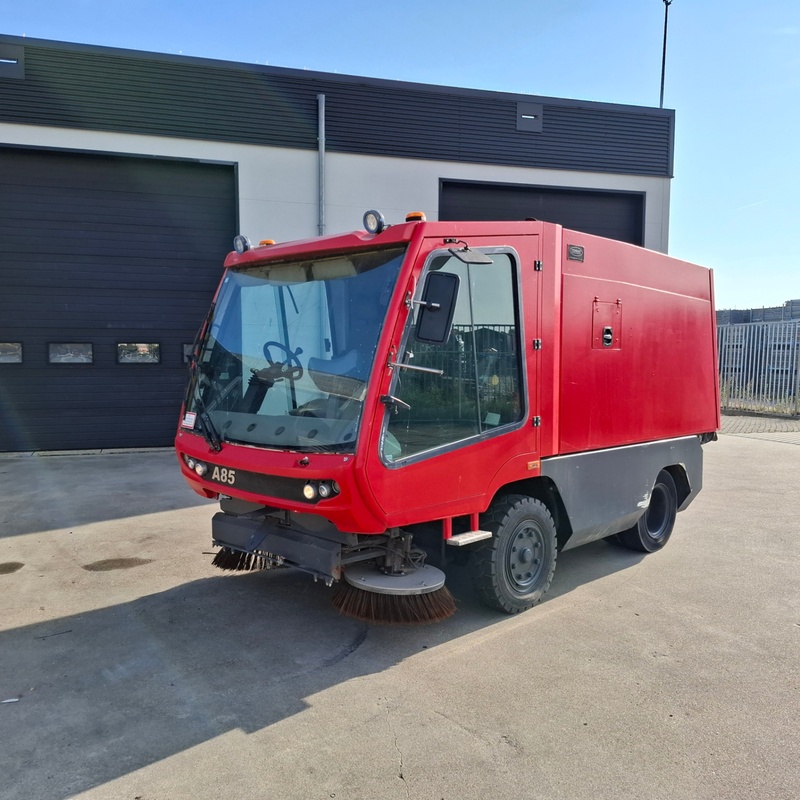Veegmachine, Tennant, A85, 2011 – foto 2 – kavel bij Onlineveilingmeester, Heerenveen