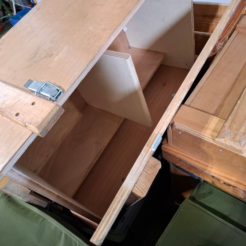 Diverse transportkisten en tasjes – foto 6 – kavel bij Domeinen Roerende Zaken, Groningen