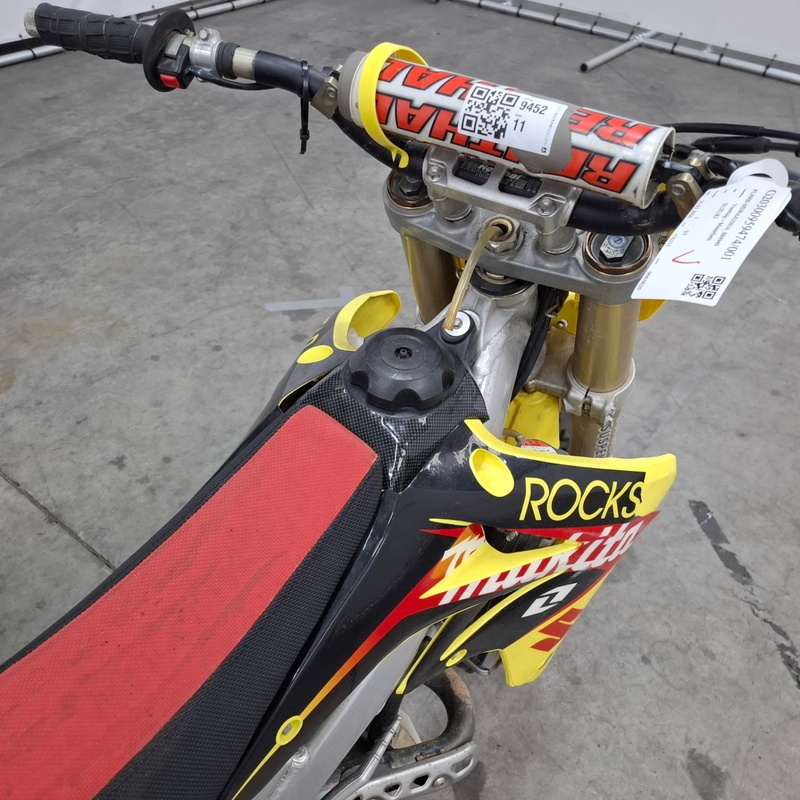 Crossmotor, Suzuki, RM Z250, 2021 – foto 9 – kavel bij Domeinen Roerende Zaken, Soesterberg