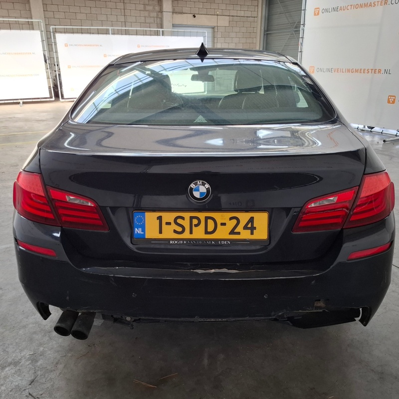 Personenauto, BMW, 520i Executive M Sport, 520i Executive M Sport, 2013 – foto 9 – kavel bij Domeinen Roerende Zaken, Soesterberg