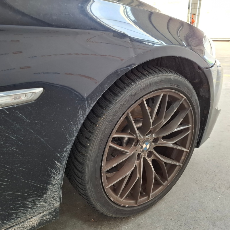 Personenauto, BMW, 520i Executive M Sport, 520i Executive M Sport, 2013 – foto 5 – kavel bij Domeinen Roerende Zaken, Soesterberg