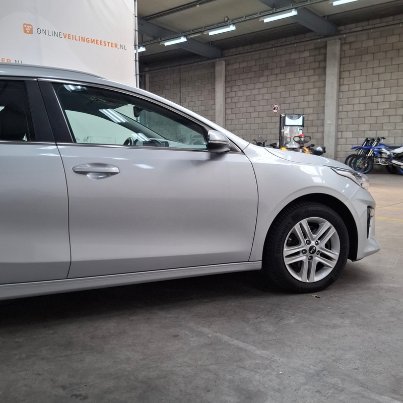 Personenauto, Kia, Ceed Station 1.6 CRDi 85KW Automaat, 2019 – foto 4 – kavel bij Domeinen Roerende Zaken, Soesterberg