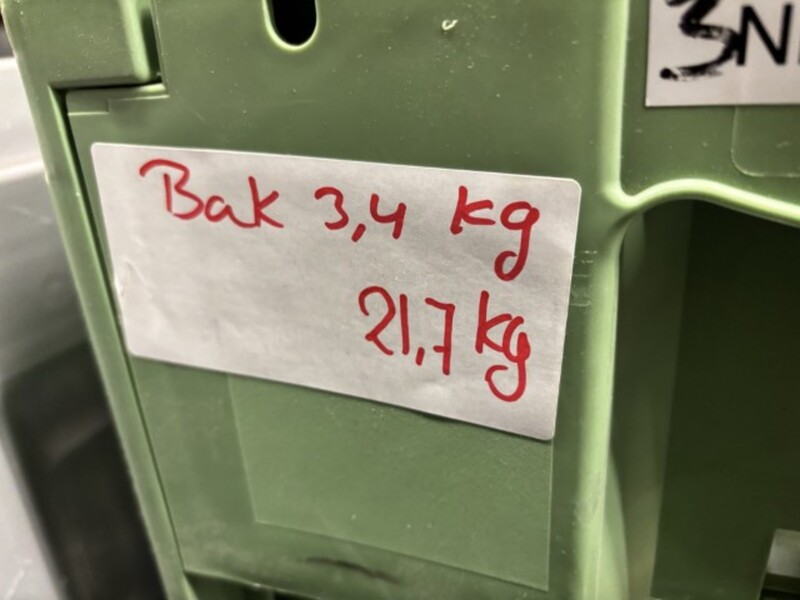 Demontage artikelen ICT – foto 2 – kavel bij Domeinen Roerende Zaken, Hoogeveen