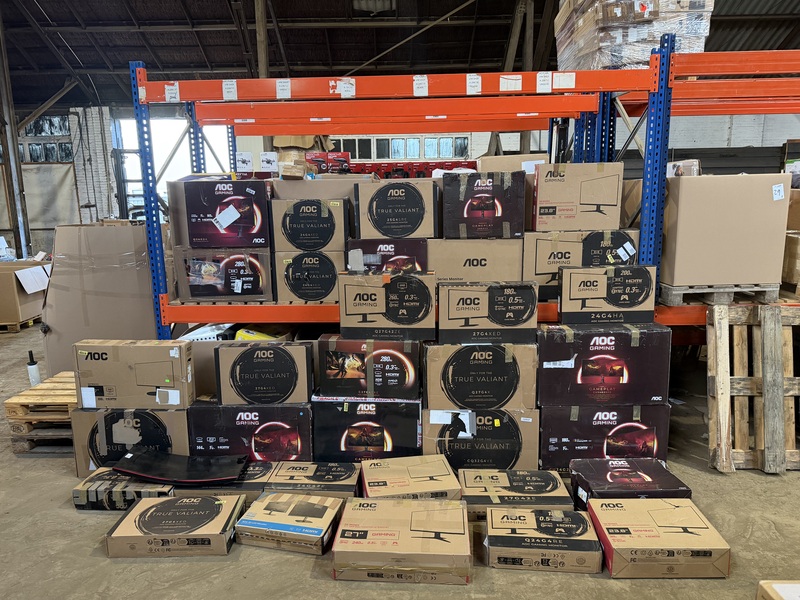 Ca. 35x Monitor | Te gebruiken voor onderdelen, AOC