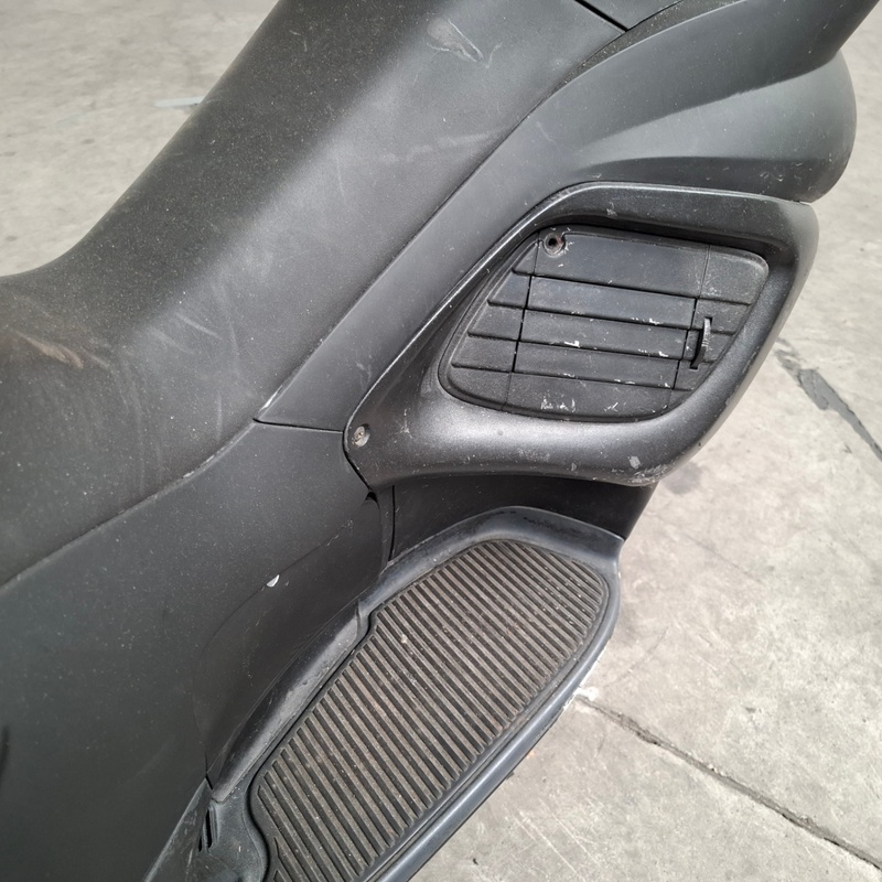 Motorscooter, Gillera, Runner 125 FX DDSP – foto 10 – kavel bij Domeinen Roerende Zaken, Soesterberg
