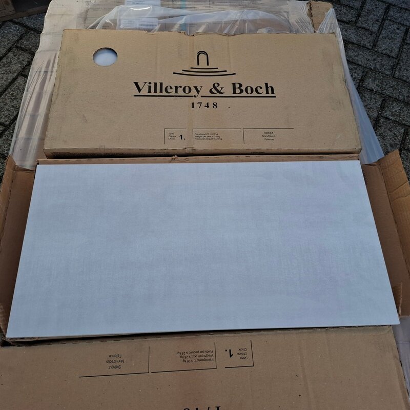 Ca. 25 pak a 6 stuks Wandtegel Villeroy en Boch, Metalyn, pearl beige mat