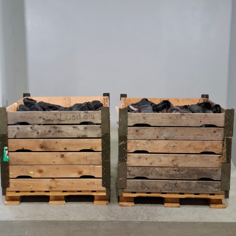 Partij diverse schoenen