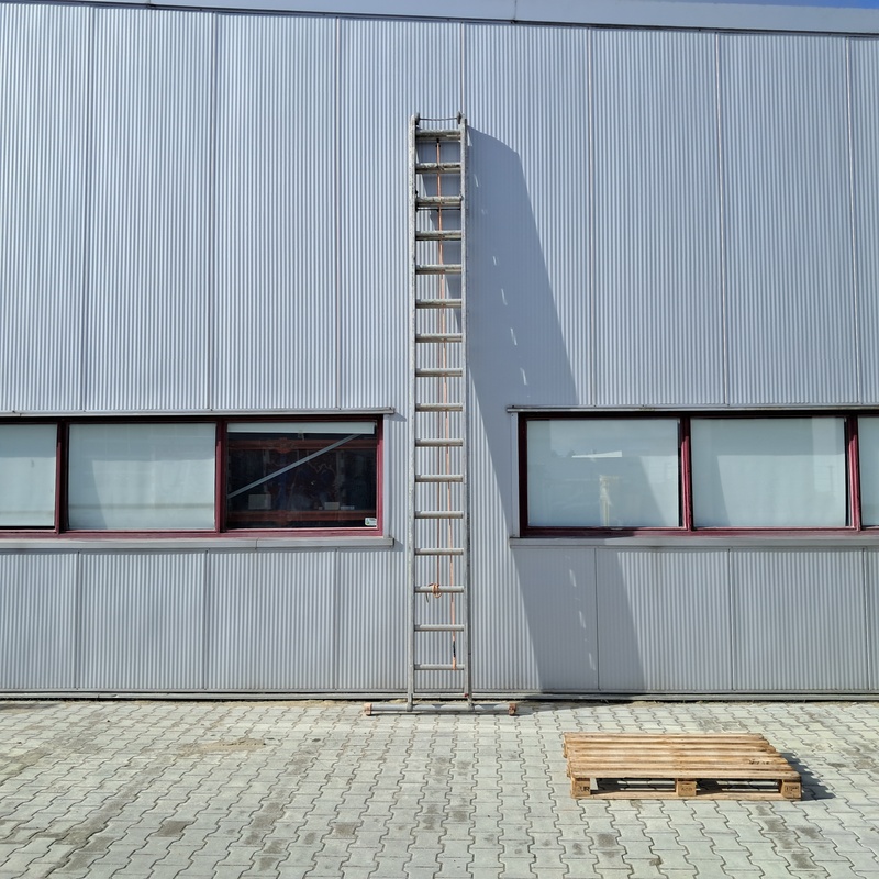 Aluminium trekladder, Altrex, 16 treeds, onbek
