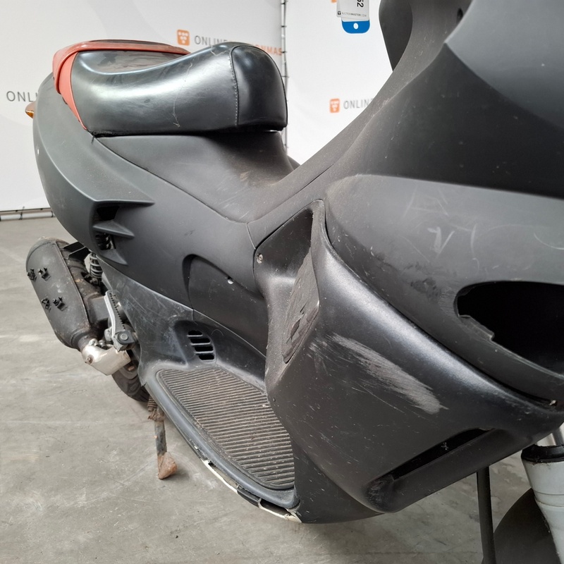 Motorscooter, Gillera, Runner 125 FX DDSP – foto 7 – kavel bij Domeinen Roerende Zaken, Soesterberg