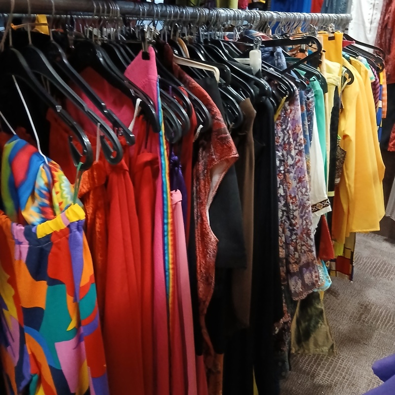 Ca. 112x Flower power – kavel bij Onlineveilingmeester, Drachten