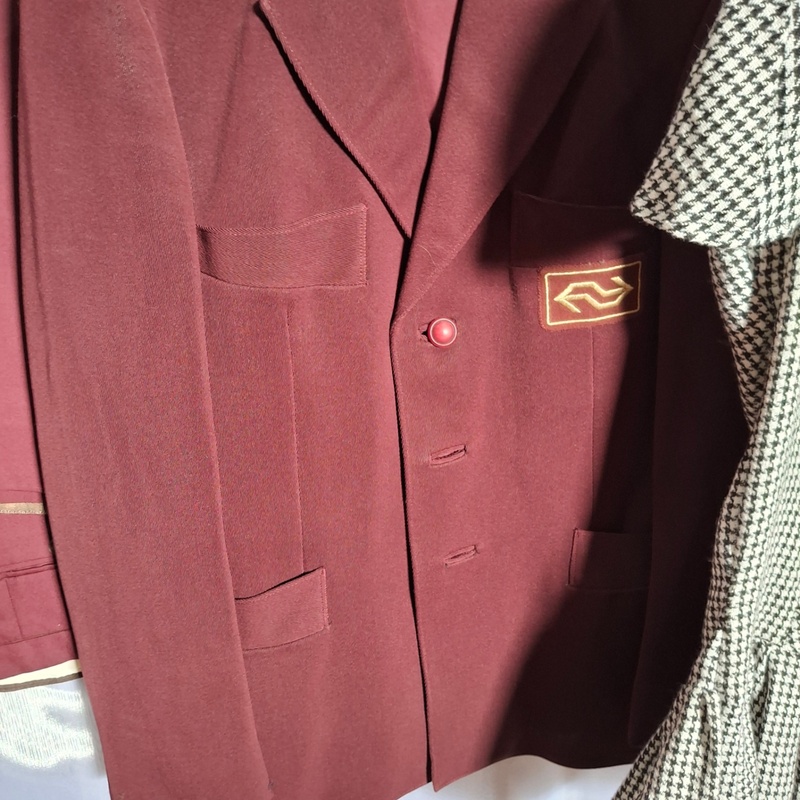 Ca. 30x Uniform NS – foto 3 – kavel bij Onlineveilingmeester, Drachten