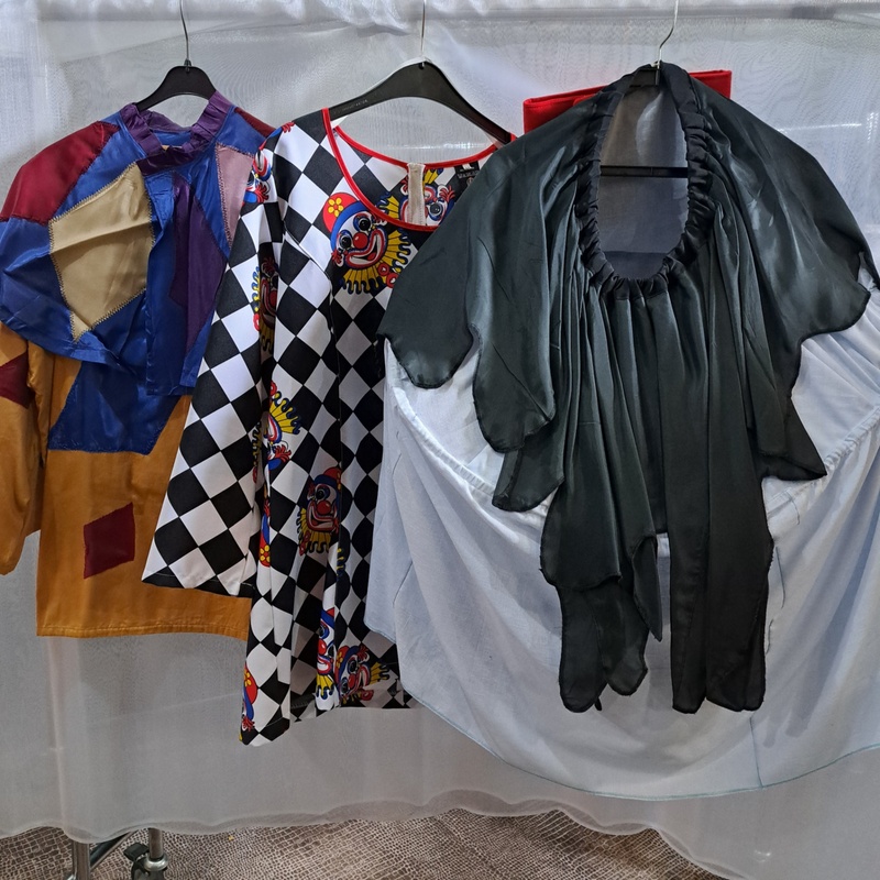 Ca. 37x Clown – foto 5 – kavel bij Onlineveilingmeester, Drachten
